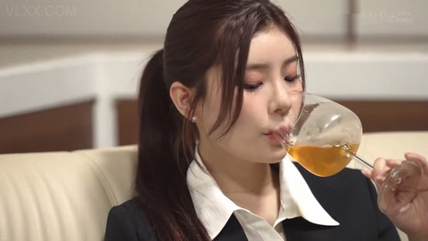 Trả thù chịch cô quản lý dáng ngon hay dỗi Rei Kamiki
